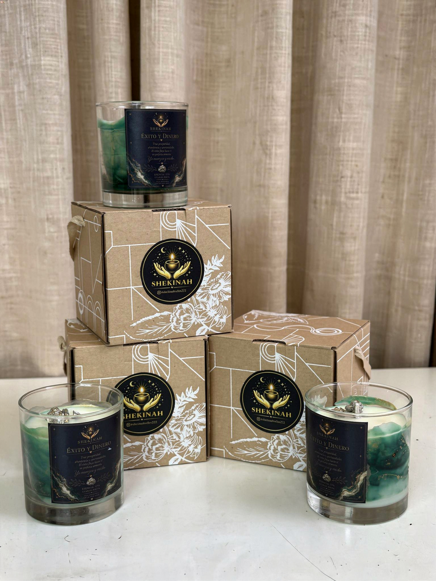 VELAS